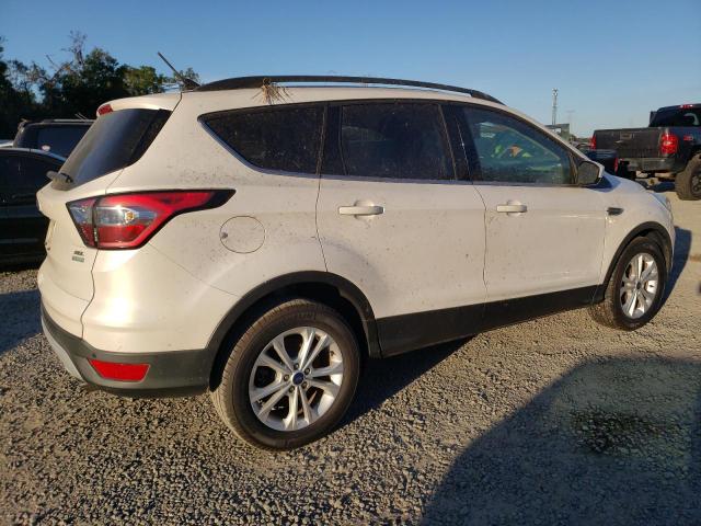 VIN 1FMCU0HD9JUA17720 2018 FORD ESCAPE no.3