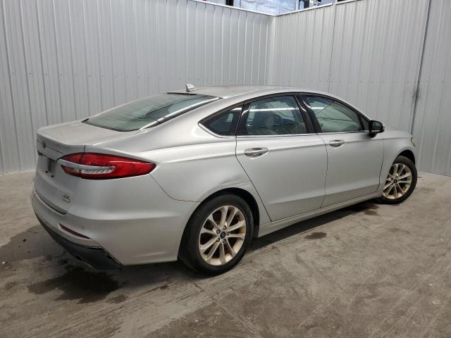 Vin: 3fa6p0hd7kr203389, lot: 82760204, ford fusion se 20193
