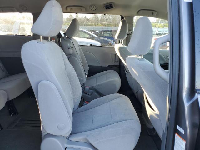 2018 TOYOTA SIENNA LE - 5TDKZ3DC7JS917472