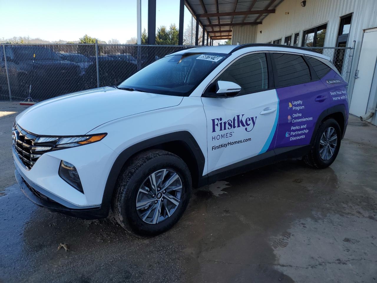  Salvage Hyundai TUCSON