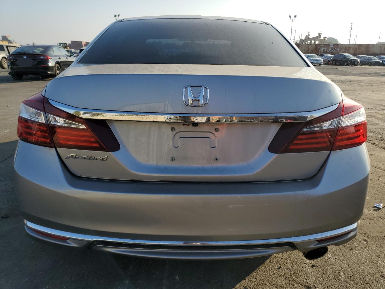 Lot #3033366806 2017 HONDA ACCORD LX