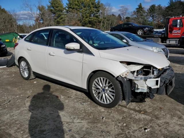 VIN 1FADP3J26EL424079 2014 FORD FOCUS no.4