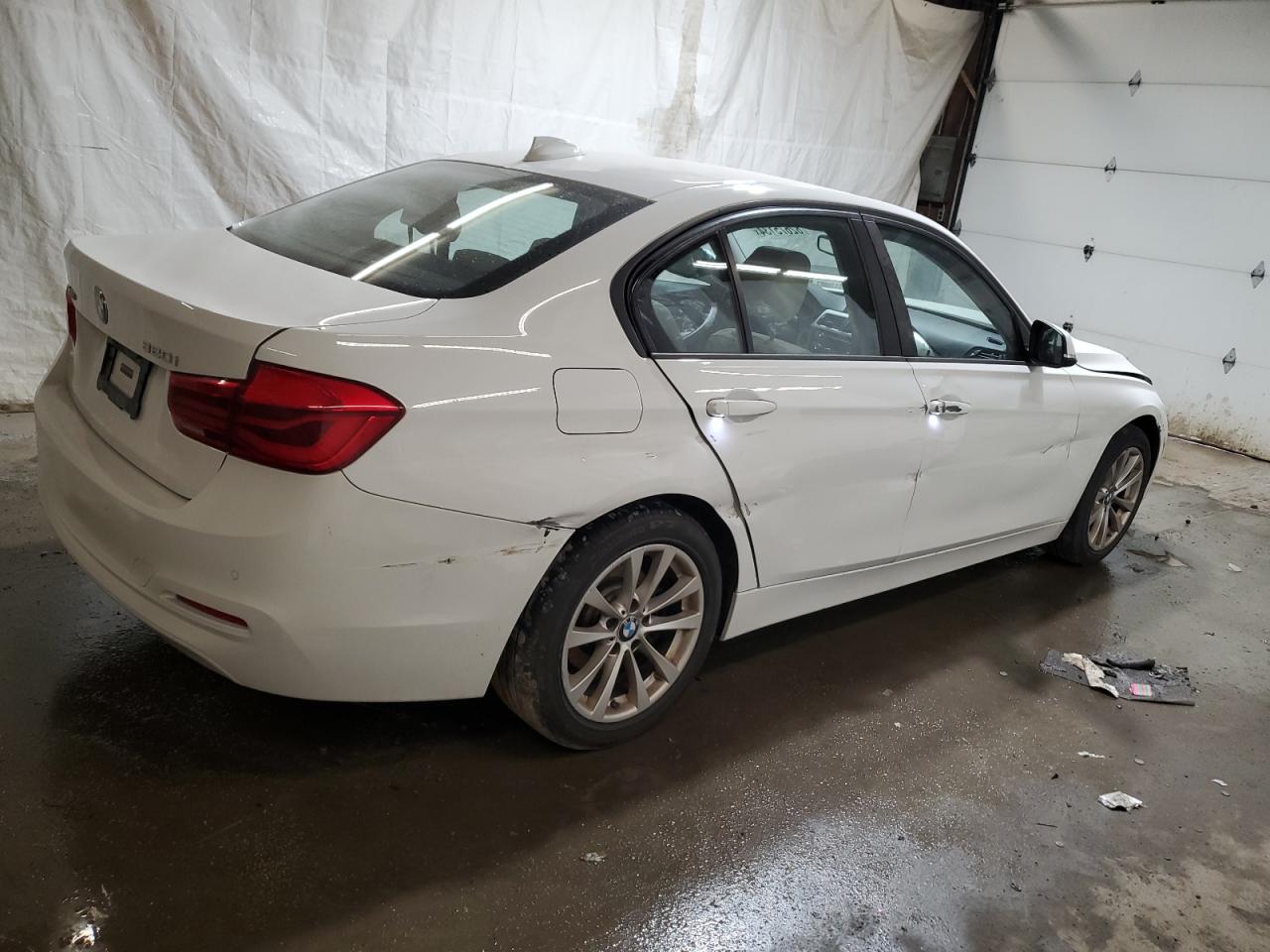 Lot #3028361789 2017 BMW 320 XI