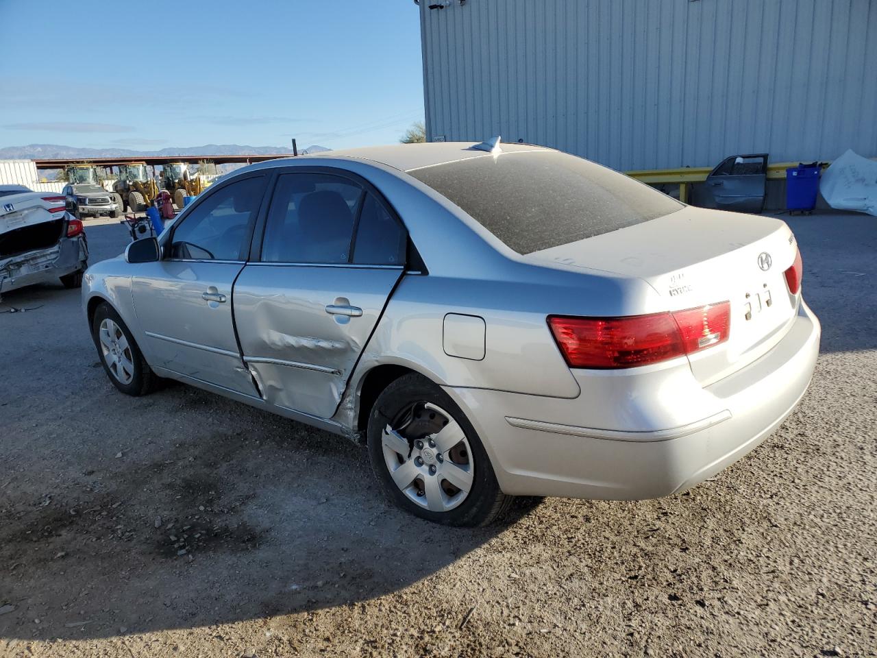 Lot #3028568935 2009 HYUNDAI SONATA GLS