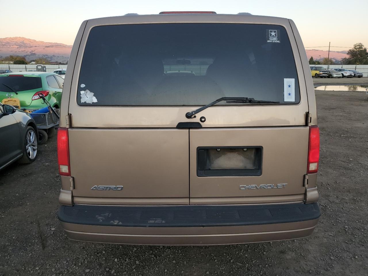 Lot #3034259145 2004 CHEVROLET ASTRO