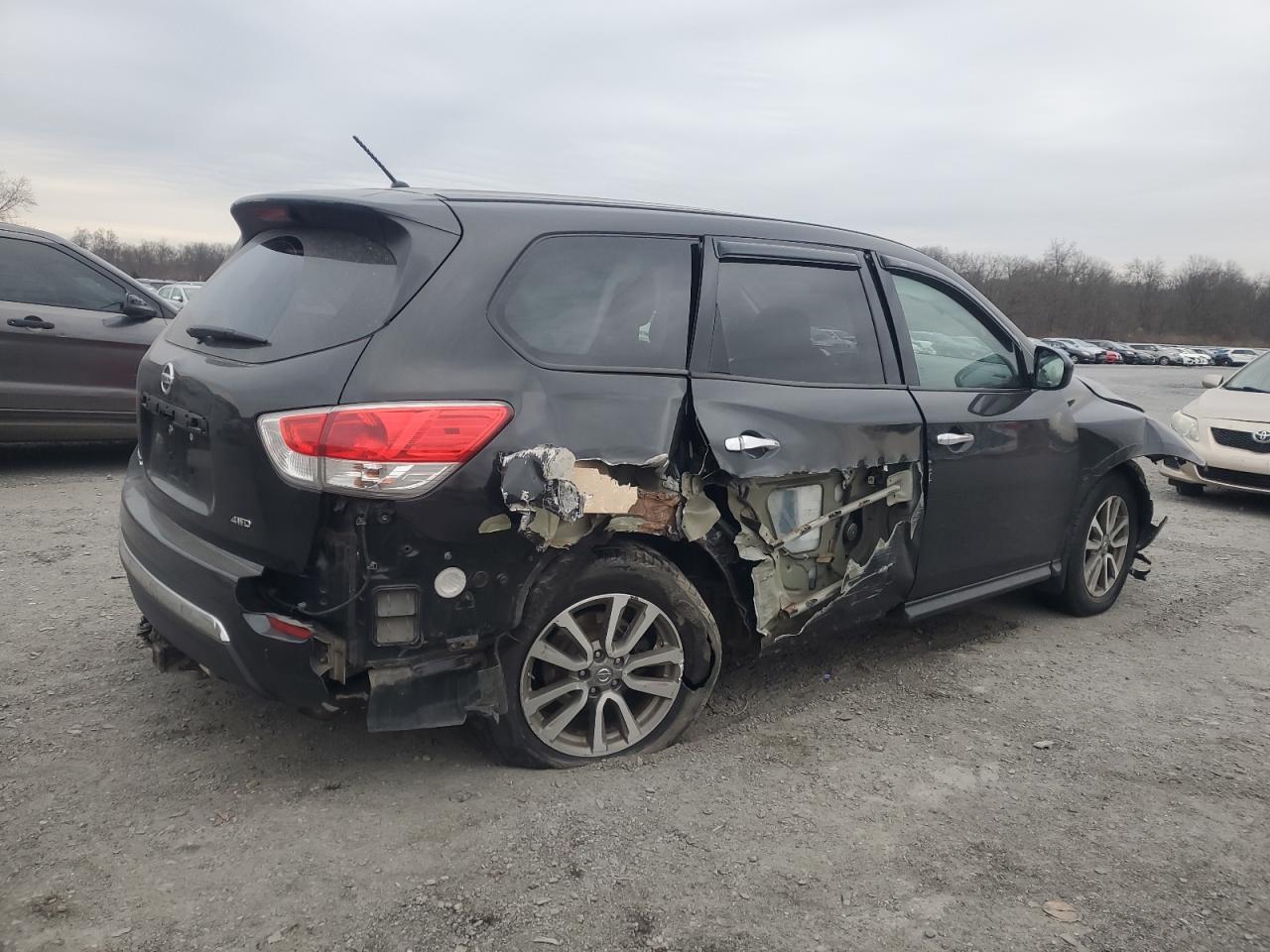 Nissan Pathfinder 2015