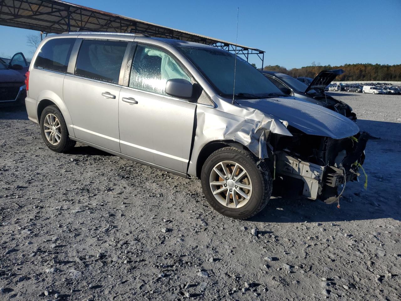 Lot #3028392793 2018 DODGE GRAND CARA