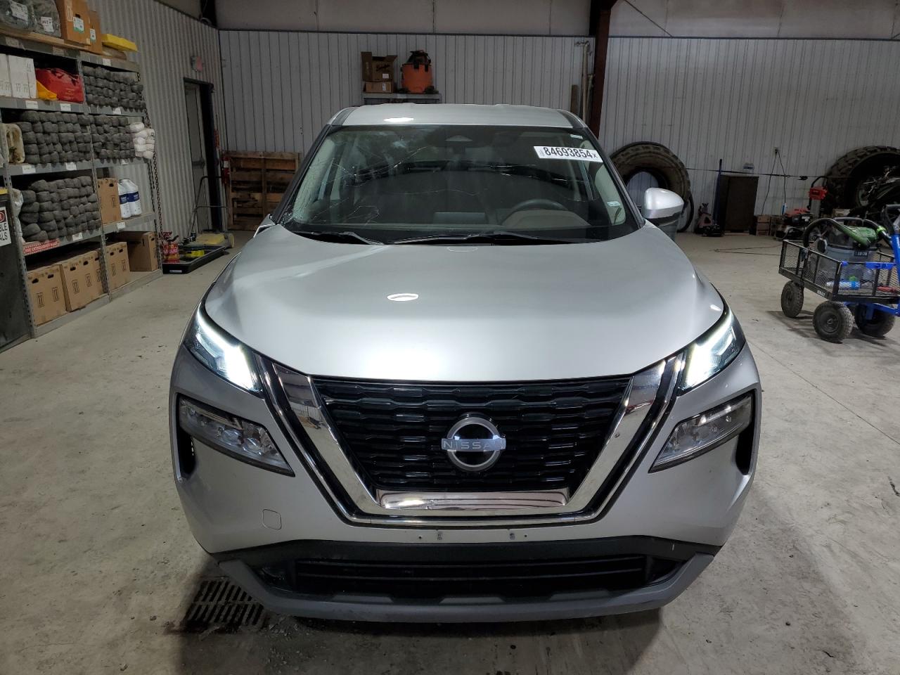 Lot #3024917385 2023 NISSAN ROGUE SV