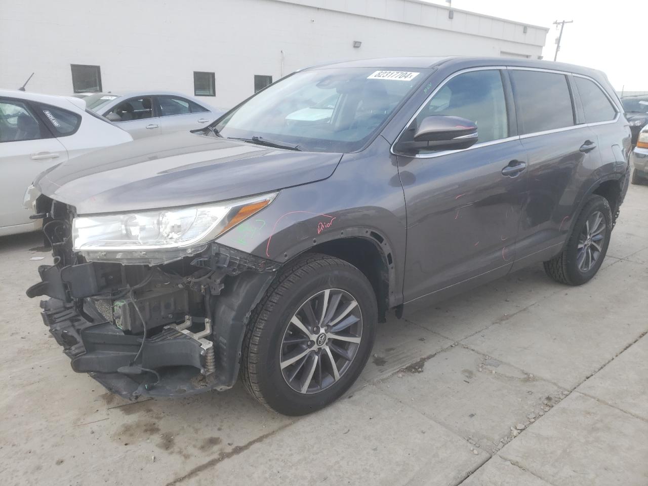 Lot #3024715607 2018 TOYOTA HIGHLANDER