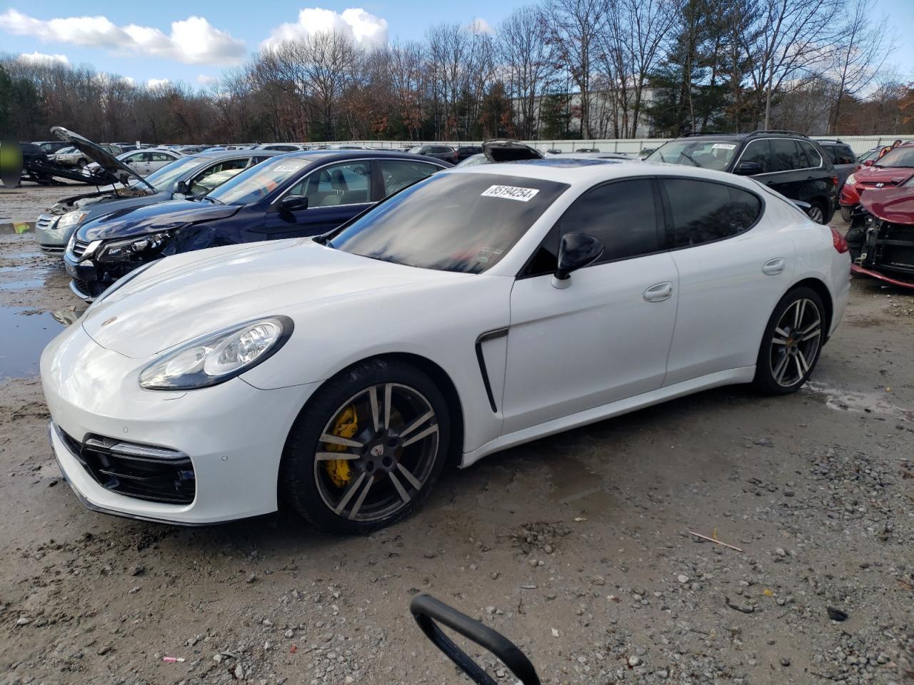  Salvage Porsche Panamera