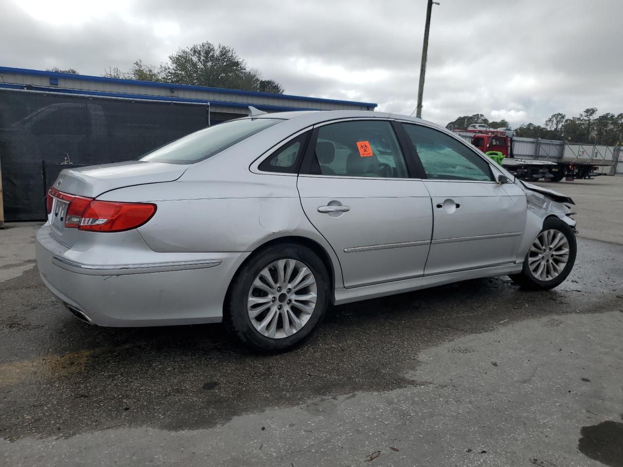 Lot #3049522761 2011 HYUNDAI AZERA GLS