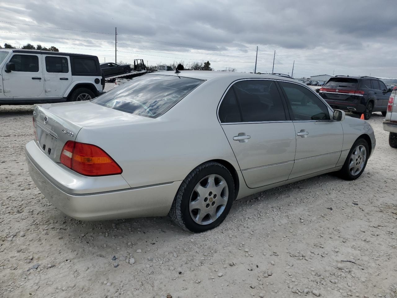 Lot #3034401070 2003 LEXUS LS 430