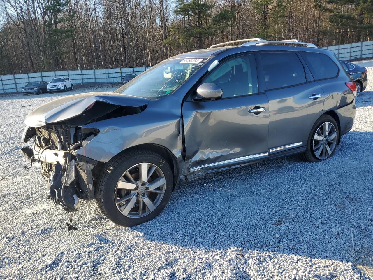  Salvage Nissan Pathfinder