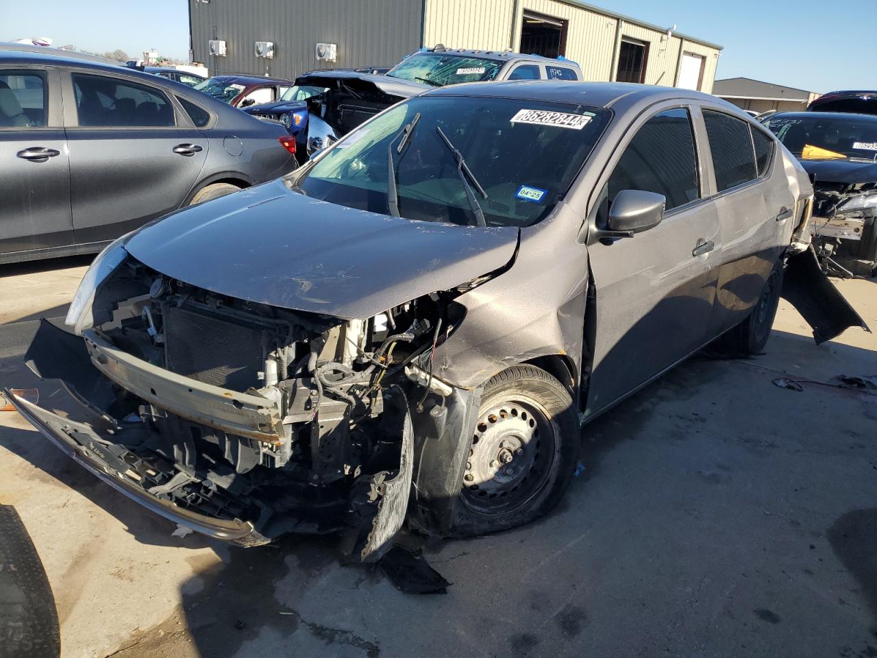  Salvage Nissan Versa