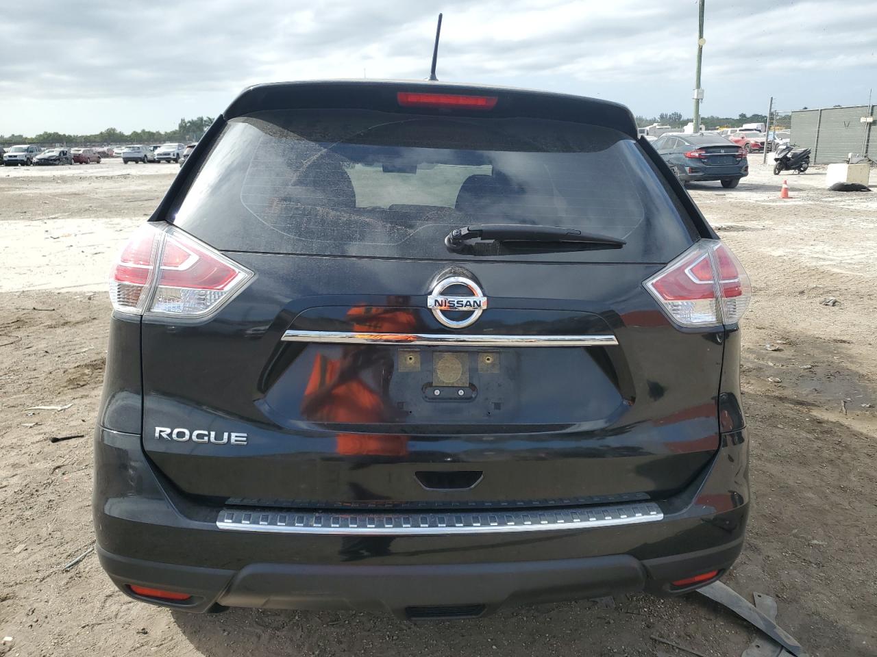 Lot #3030746112 2016 NISSAN ROGUE S