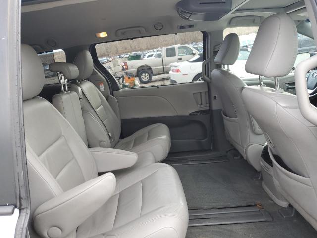 2016 TOYOTA SIENNA XLE - 5TDYK3DC8GS703100