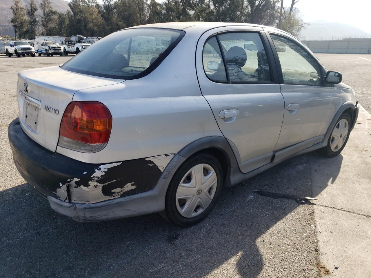 Lot #3052307588 2003 TOYOTA ECHO