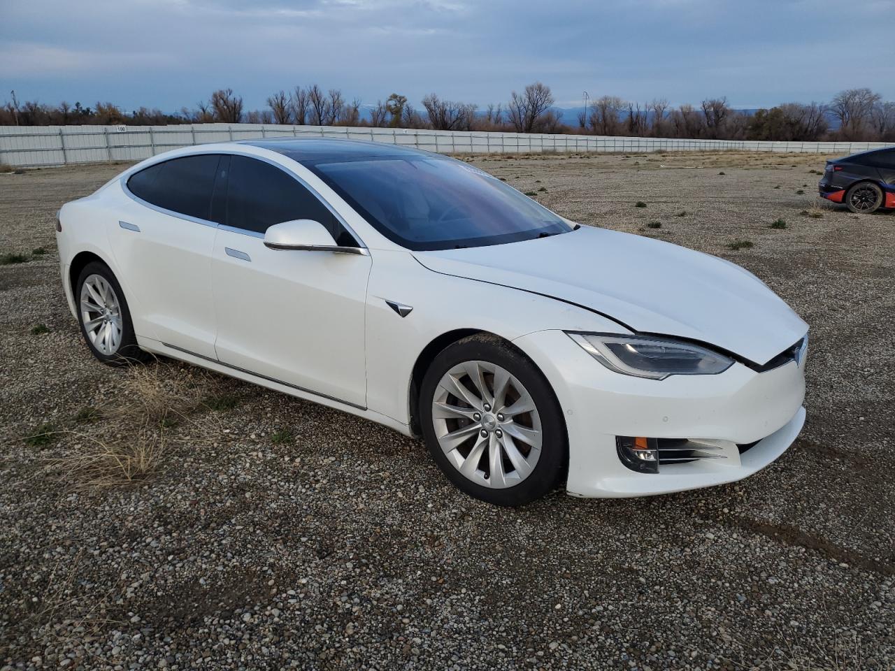 Lot #3028419238 2017 TESLA MODEL S