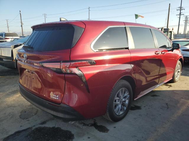 TOYOTA SIENNA XLE 2022 red  Hybrid 5TDYRKEC6NS085325 photo #4