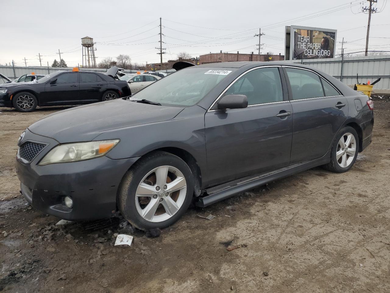 TOYOTA CAMRY BASE
