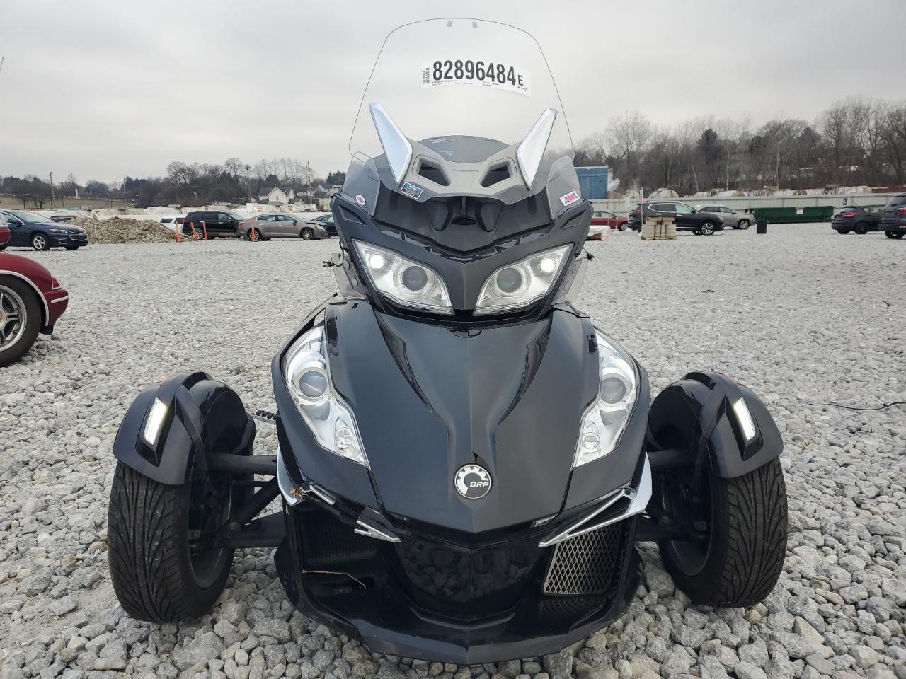 Lot #3033405888 2014 CAN-AM SPYDER ROA