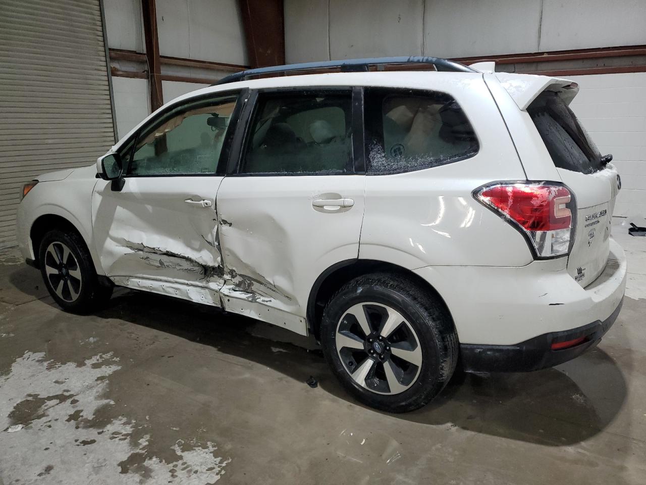 Lot #3034290142 2017 SUBARU FORESTER 2