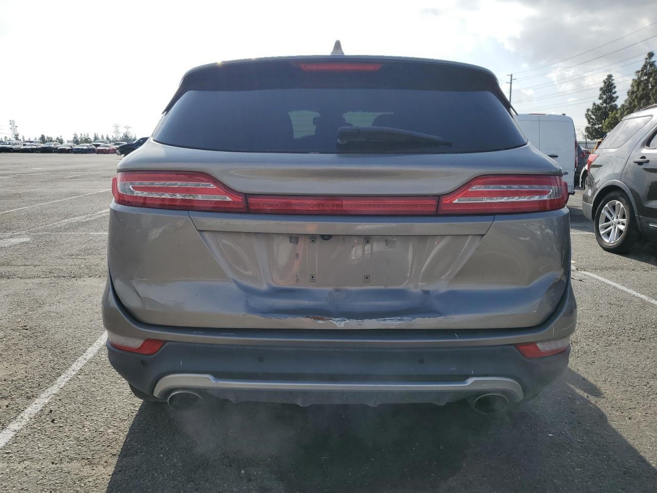 Lot #3028343788 2017 LINCOLN MKC SELECT