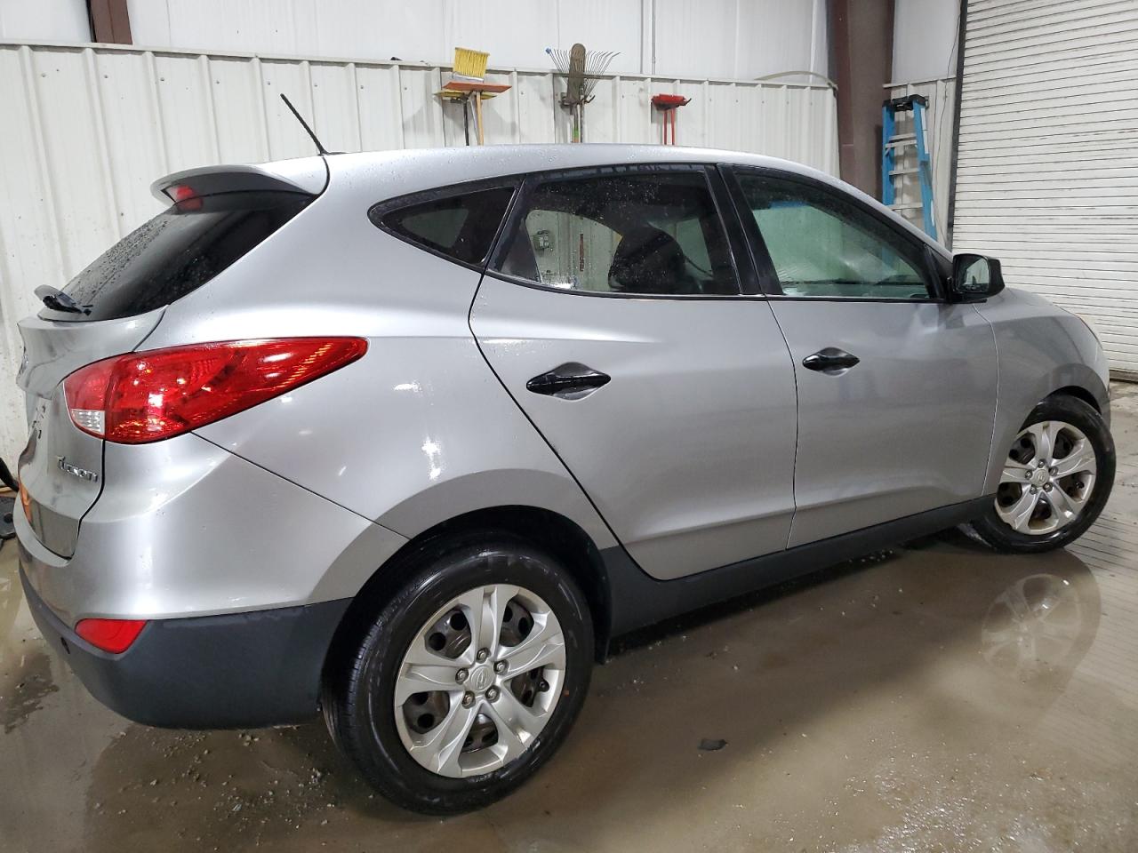 Lot #3050624132 2012 HYUNDAI TUCSON GL