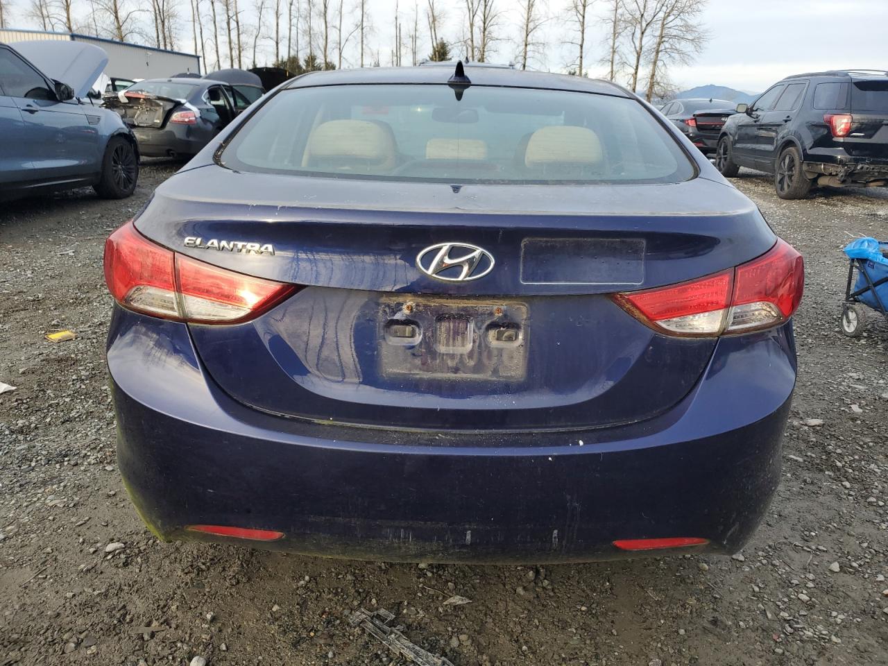 Lot #3042197953 2013 HYUNDAI ELANTRA GL