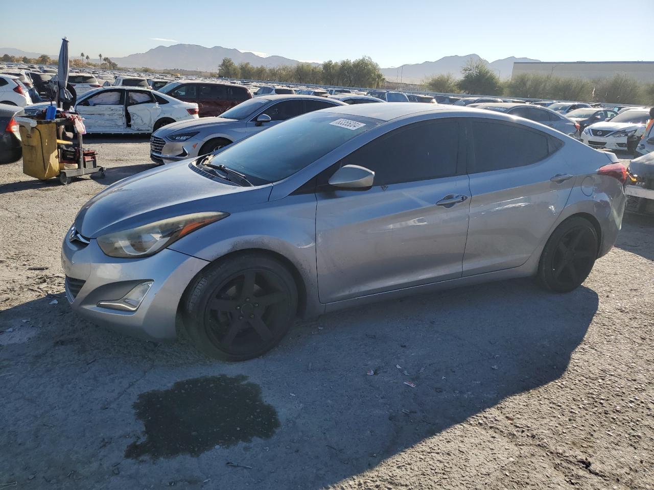  Salvage Hyundai ELANTRA