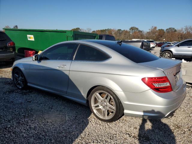 VIN WDDGJ4HB1FG371389 2015 MERCEDES-BENZ C-CLASS no.2