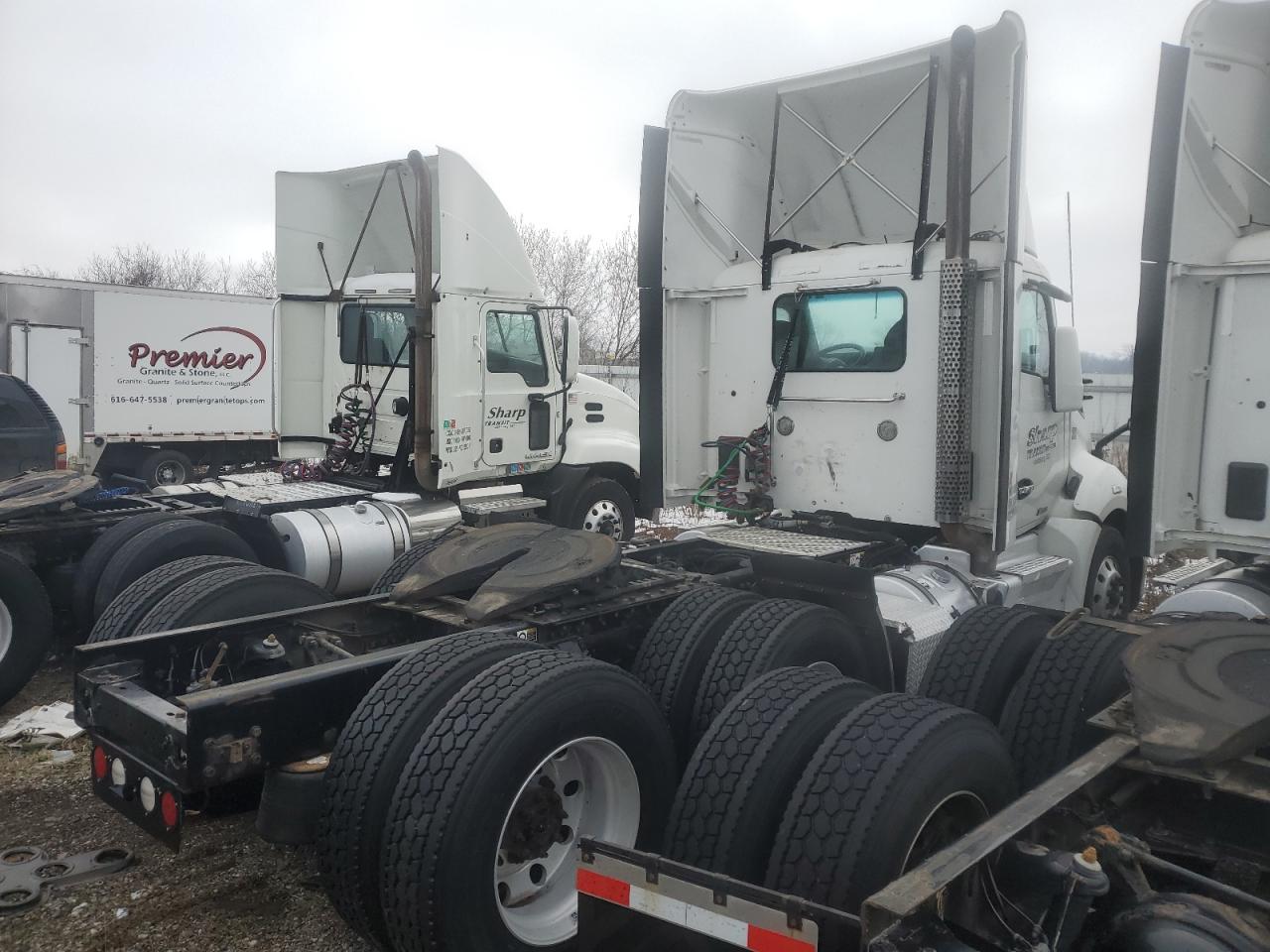 Lot #3024273801 2017 KENWORTH CONSTRUCTI