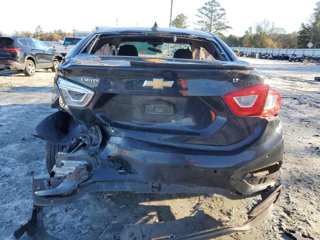 2018 CHEVROLET CRUZE LT - 1G1BE5SM6J7123312