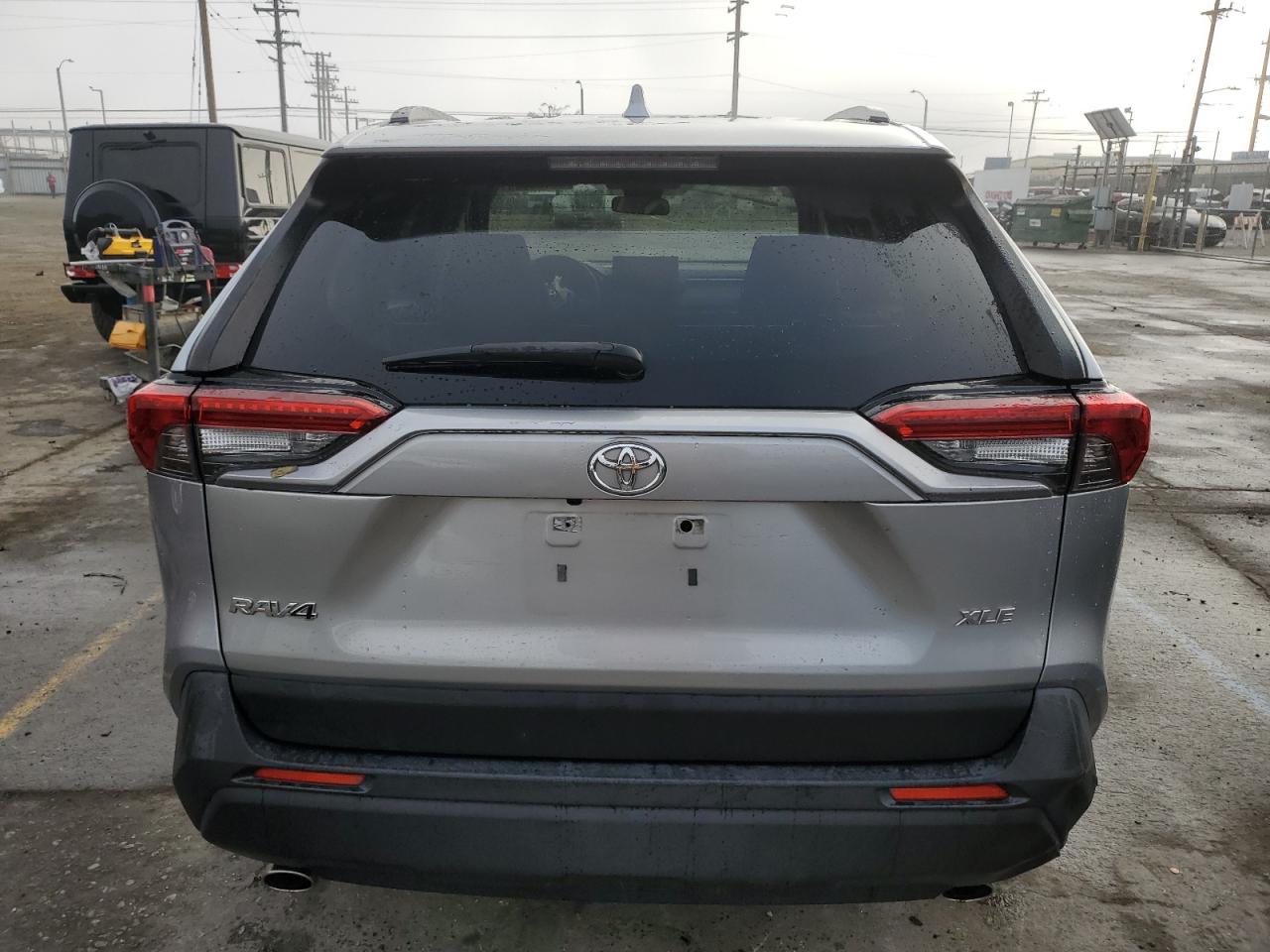 Lot #3030392465 2020 TOYOTA RAV4 XLE