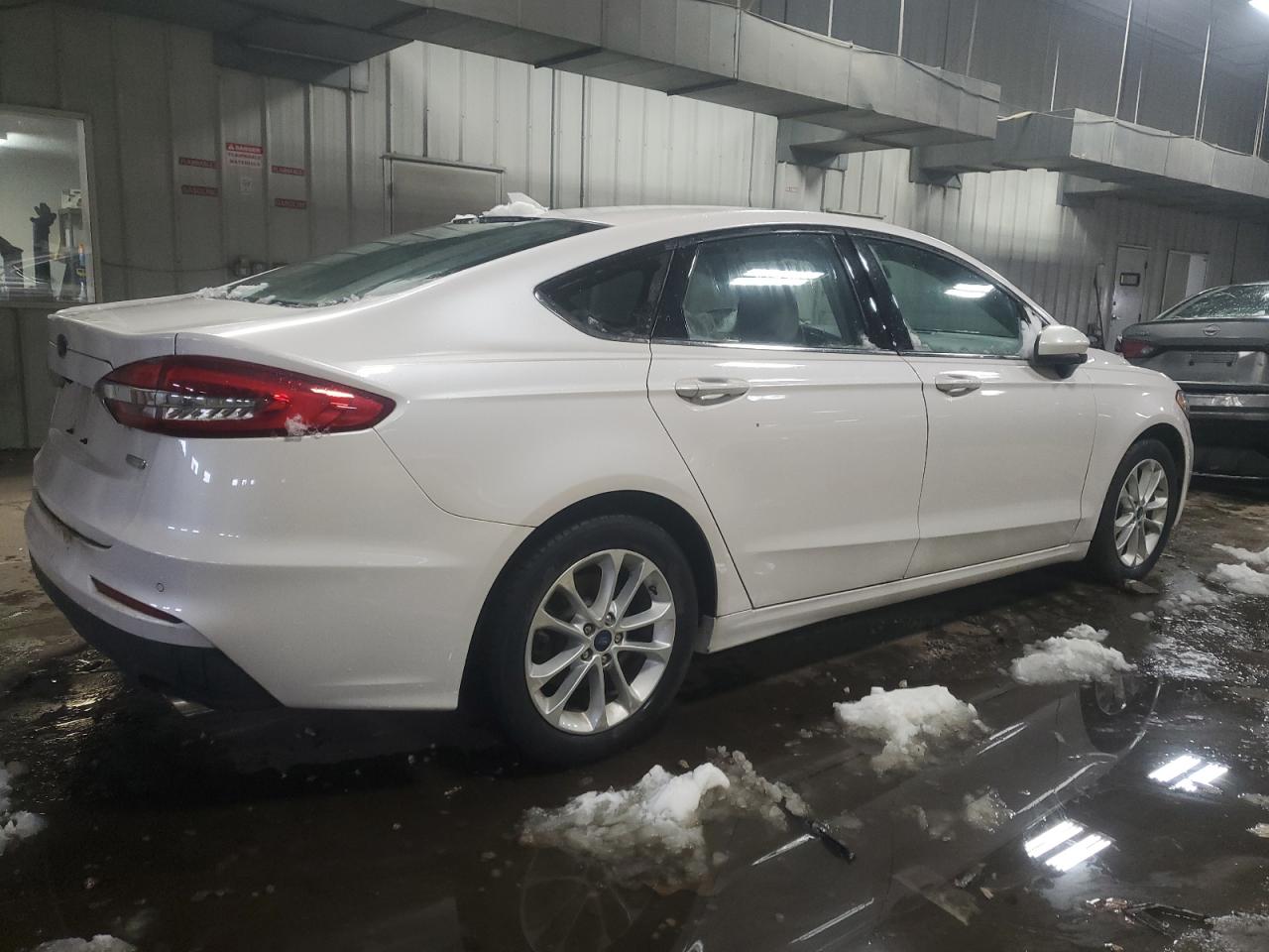 Lot #3034439784 2019 FORD FUSION SE