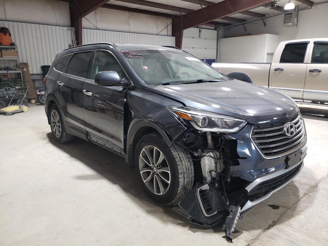 Lot #3041847471 2017 HYUNDAI SANTA FE S