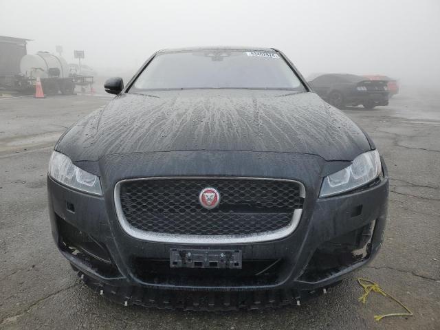 2018 JAGUAR XF SAJBR4FX9JCY69711