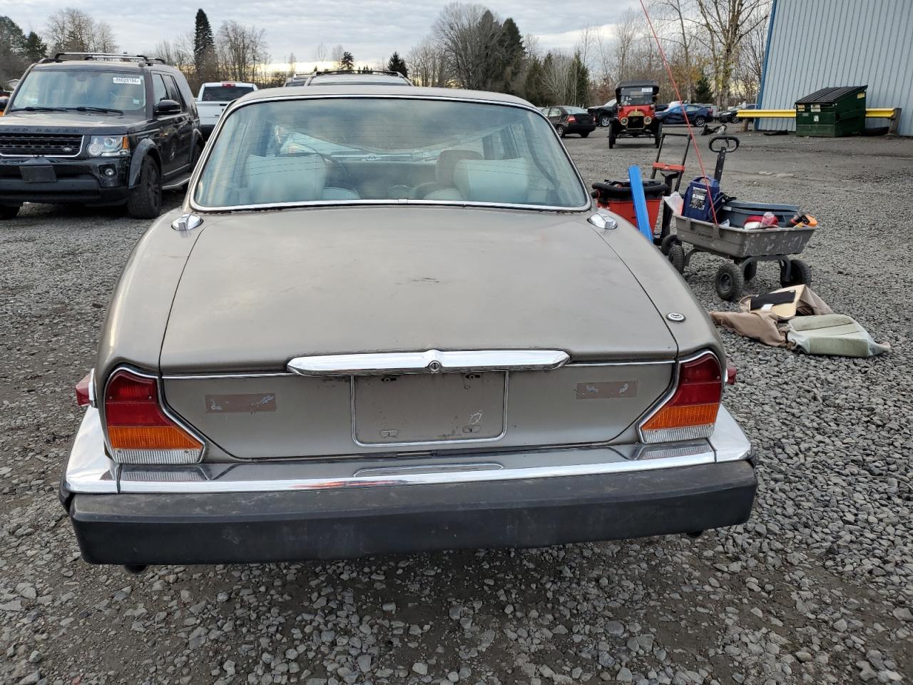 Lot #3032992994 1986 JAGUAR XJ6 VANDEN