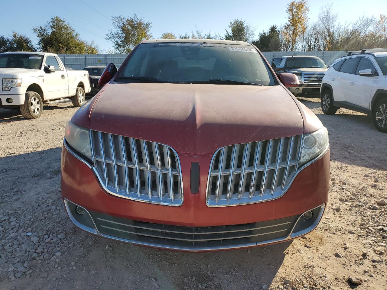 Lot #3021001220 2011 LINCOLN MKT