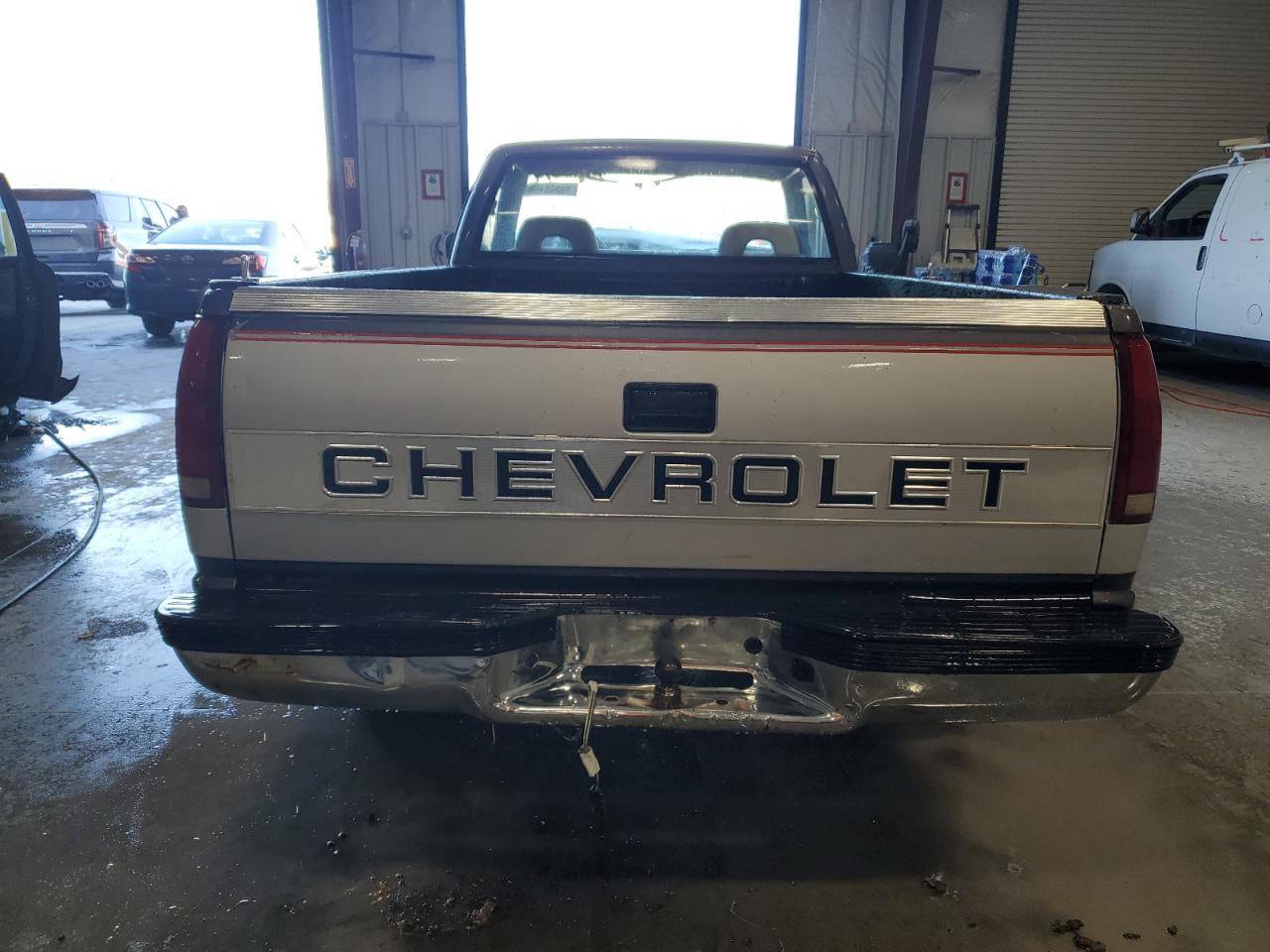 Lot #3024718657 1992 CHEVROLET GMT-400 C1