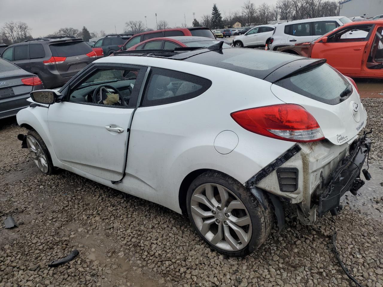 HYUNDAI VELOSTER