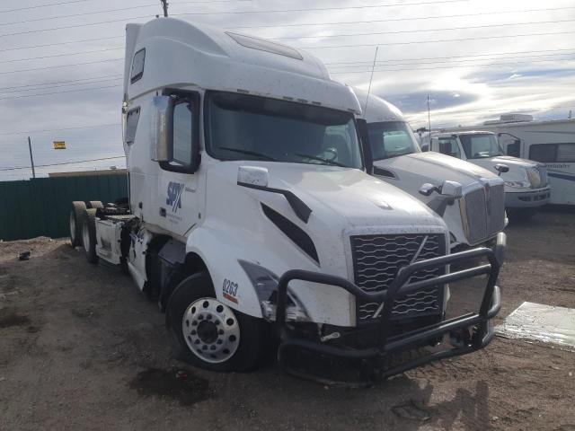 VOLVO VN VNL 2022 white  diesel 4V4NC9EH9NN313451 photo #1