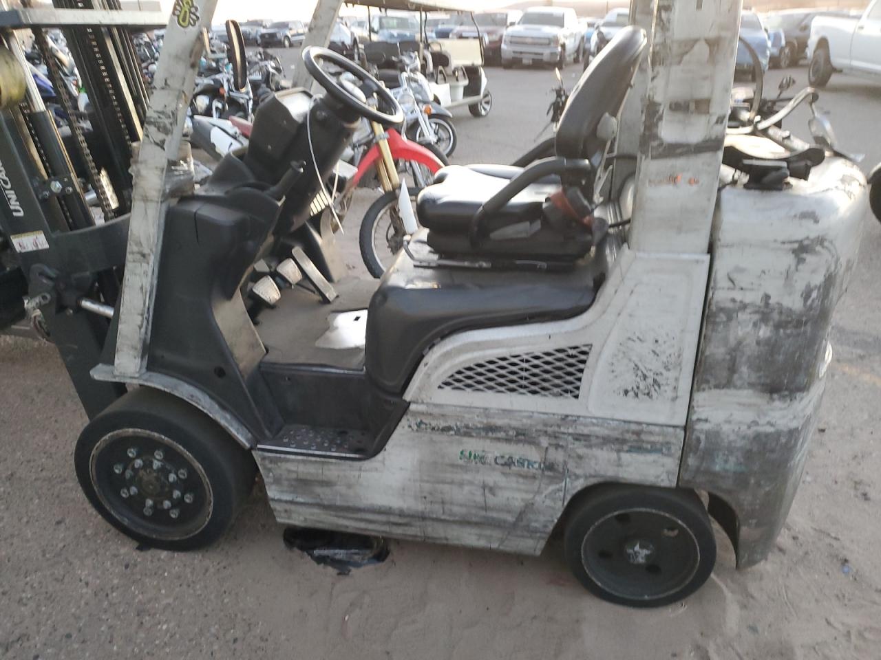 Lot #3034331066 2019 NISSAN FORKLIFT