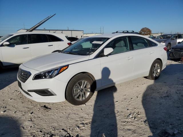 VIN 5NPE24AF1HH535427 2017 HYUNDAI SONATA no.1