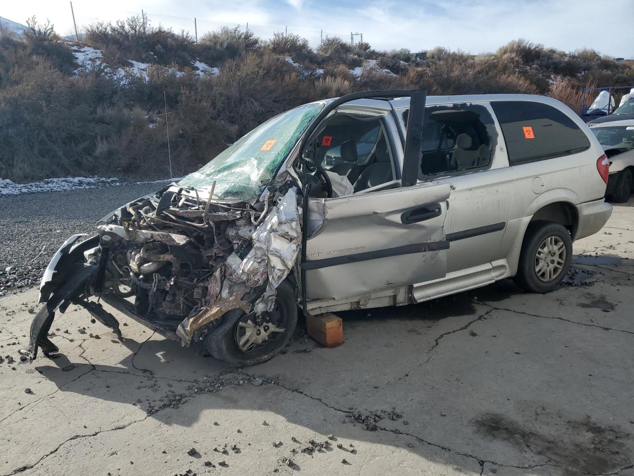  Salvage Dodge Caravan