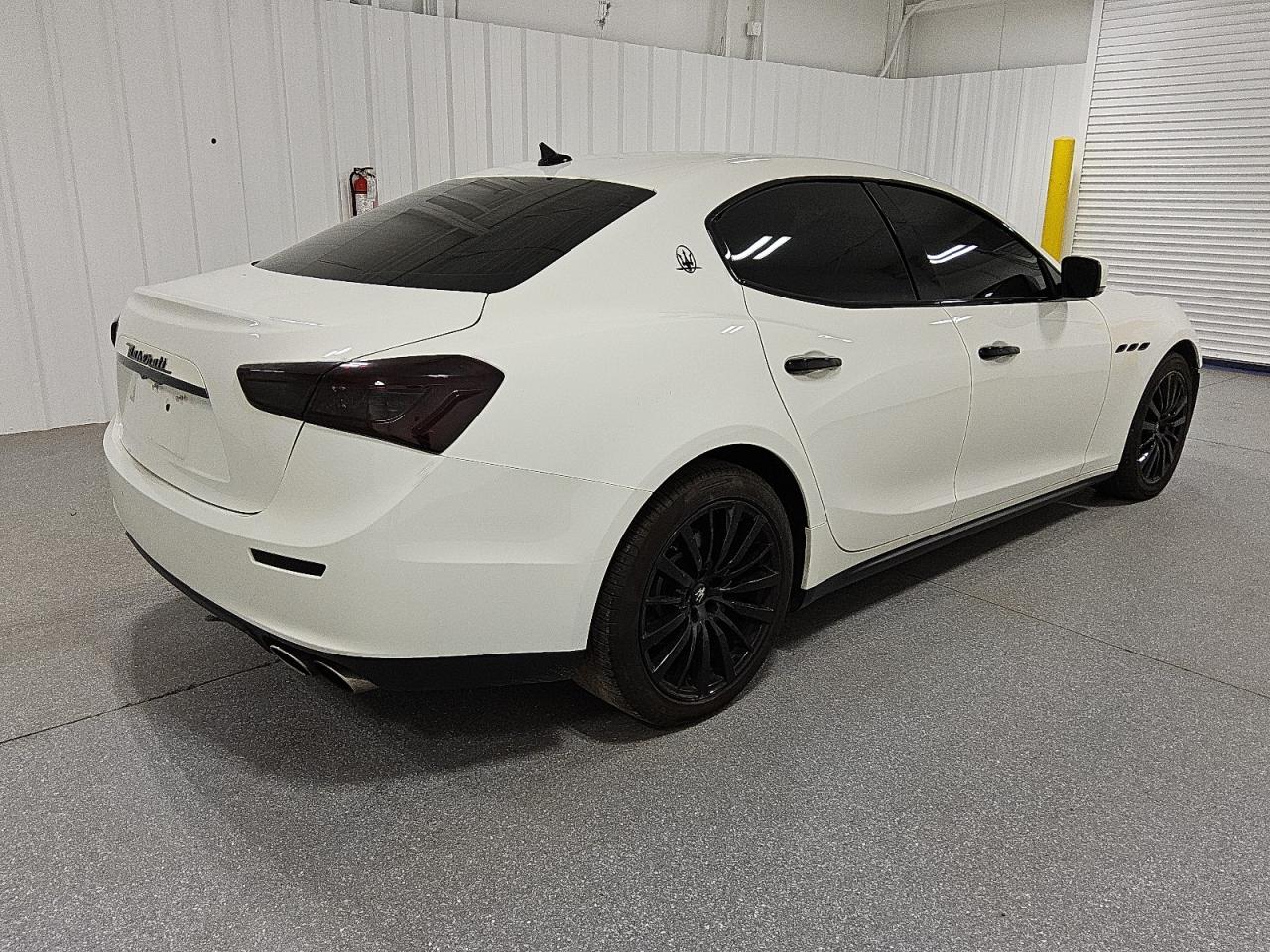 Lot #3033034014 2016 MASERATI GHIBLI