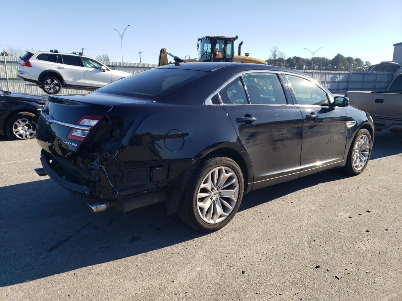 Lot #3034525765 2019 FORD TAURUS LIM