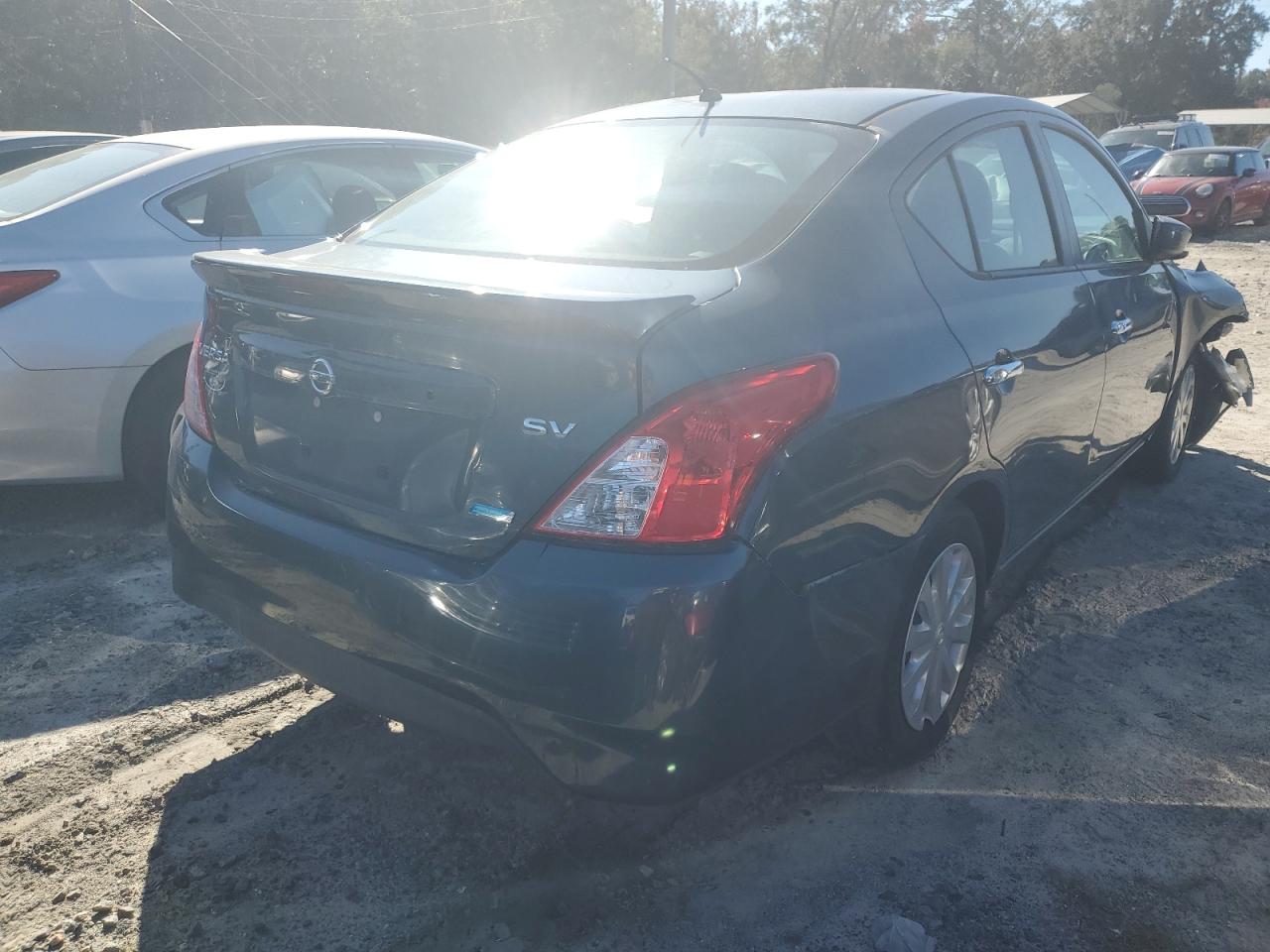 Lot #3028334816 2016 NISSAN VERSA S