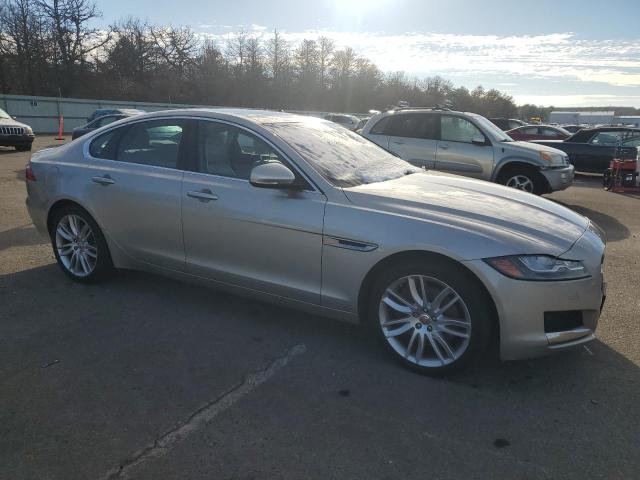 2017 JAGUAR XF SAJBK4BV7HCY36144