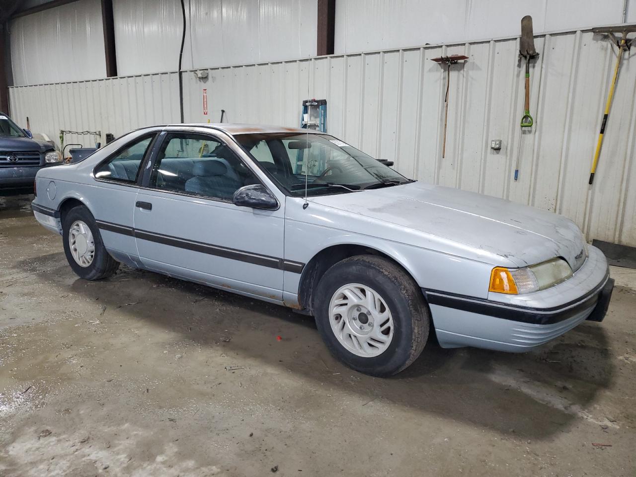 Lot #3050624112 1990 FORD THUNDERBIR